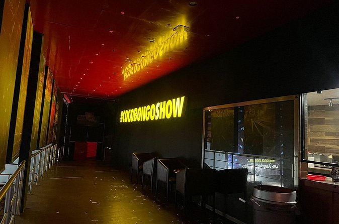 Tickets to Coco Bongo - The late-night factor in Cancun