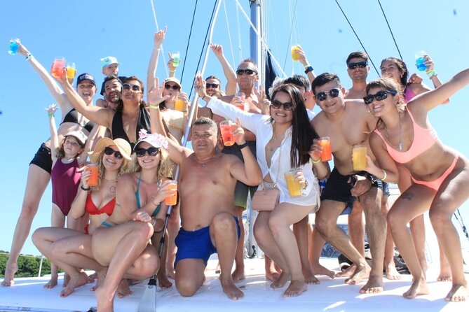 Top Isla Mujeres Catamaran Tour with Snorkel Open Bar and Buffet lunch - El Meco Reef: A Short but Enjoyable Snorkel
