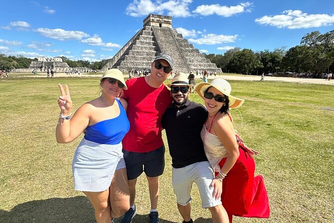 Tour Chichen Itza 2 Cenotes Suytun and Ik-kil - What the bus ride and meal are really like