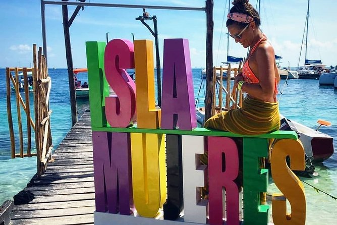 Tour in a Catamaran to Isla Mujeres with all included for the best price! - The price: read past the $20 headline