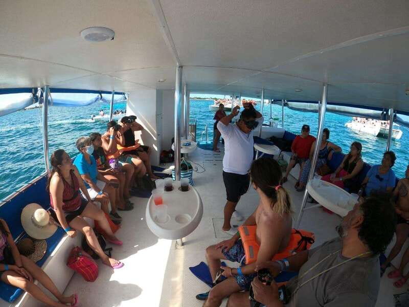 Tour Isla Mujeres: From Cancún-Riviera Maya all Included - Two levels, two ways to ride