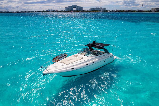 Tour to Isla Mujeres on Premium Yachts from Cancun - Playa Norte, Isla Mujeres’ easy pleasure