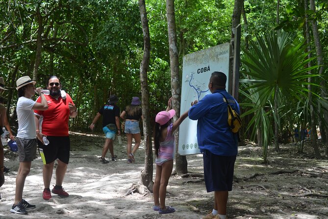TULUM 4x1 : Archaeological Site, Cenote, 5th Avenue and lunch - Guides, transport, and group size
