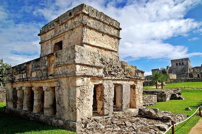 Tulum and Coba Mayan sites, swim in Cenote, Lunch & tickets - Leaving Cancun before the heat