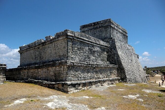 Tulum, Coba, Cenote, and Mayan Ceremony Full-Day Tour plus Lunch - Tulum’s sea-facing Maya ruins