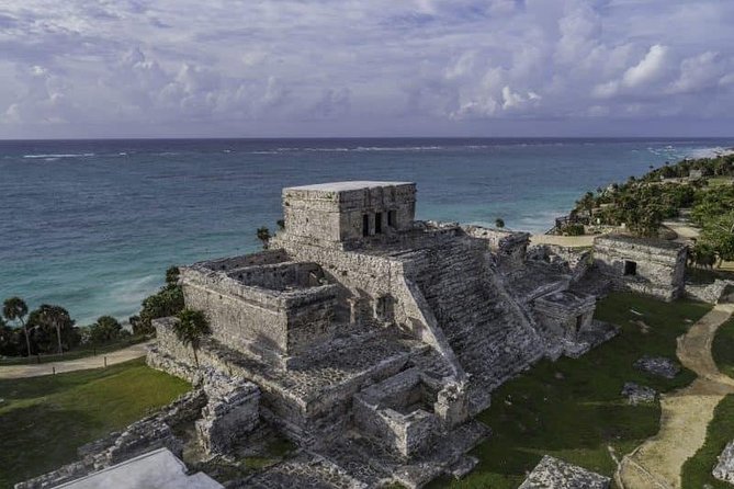 Tulum, Coba, Cenote Kuxtal and Playa Del Carmen! Deluxe 4x1 Tour - Lunch, drinks, and the two food breaks