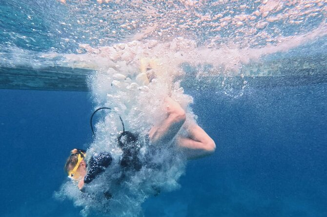 Two Reefs For Certified Divers in Cancun - Boat time and the safety briefing