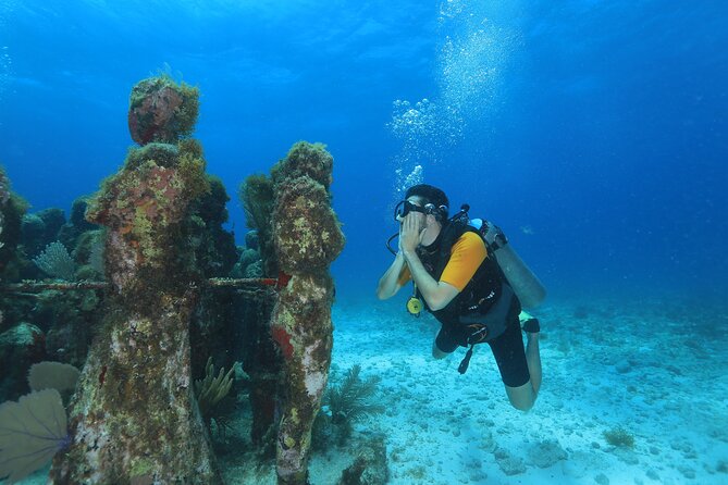 Two Tanks Scuba Diving for Beginners in Cancun - The boat ride and the importance of sea conditions