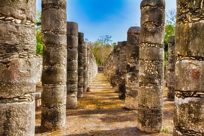 Ultimate Chichen-Itza Cenote Swim & Valladolid from Cancun - Chichén-Itzá: two hours with a local guide