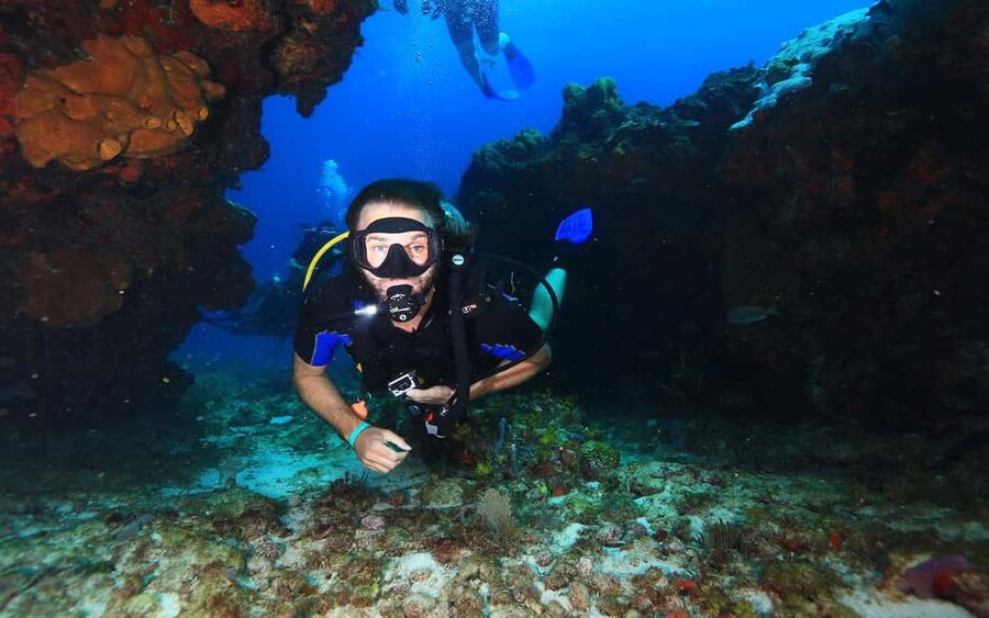 Underwater Museum Musa : SCUBA DIVING FOR BEGINNERS - Key points to know before you book