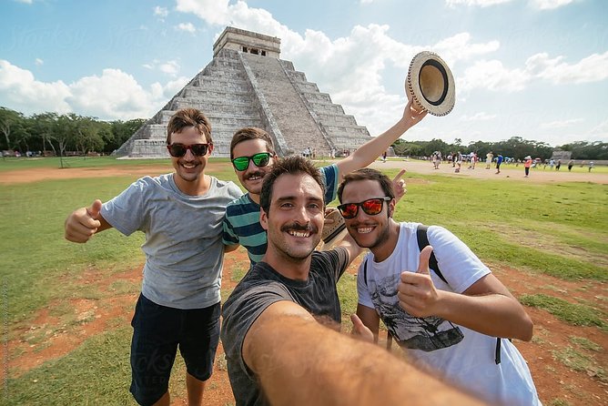 VIP tour to Chichen Itza, Hubiku & Ik Kil. Lunch and transport - The guide can make or break the day