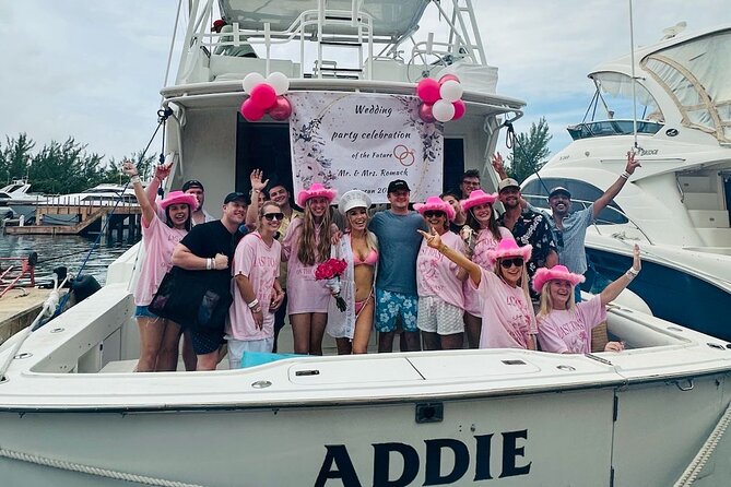VIP YACHT up to 28 passengers - Isla mujeres snorkel - What the service is like on board