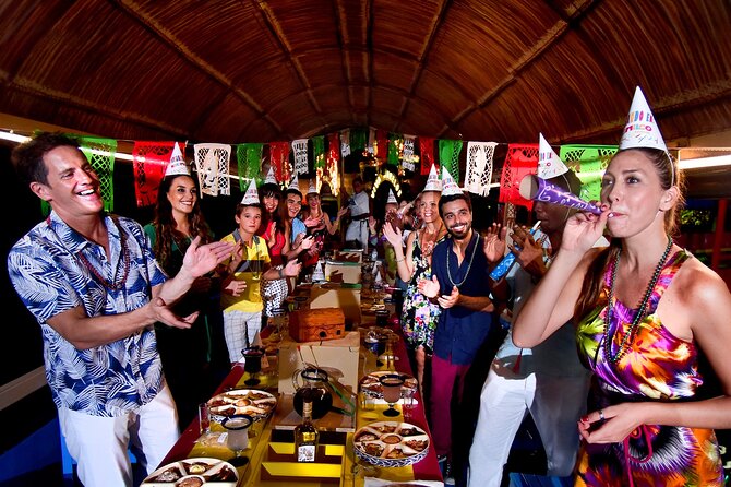 Xoximilco: Boat Fiesta Tour, Tasting, Tequila Bar and Transport - Who will have the most fun here?